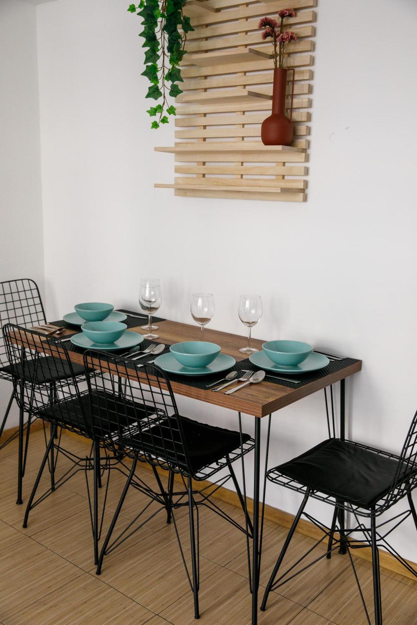 Color Apartments Corneliu Coposu No3 Bukarest Kültér fotó