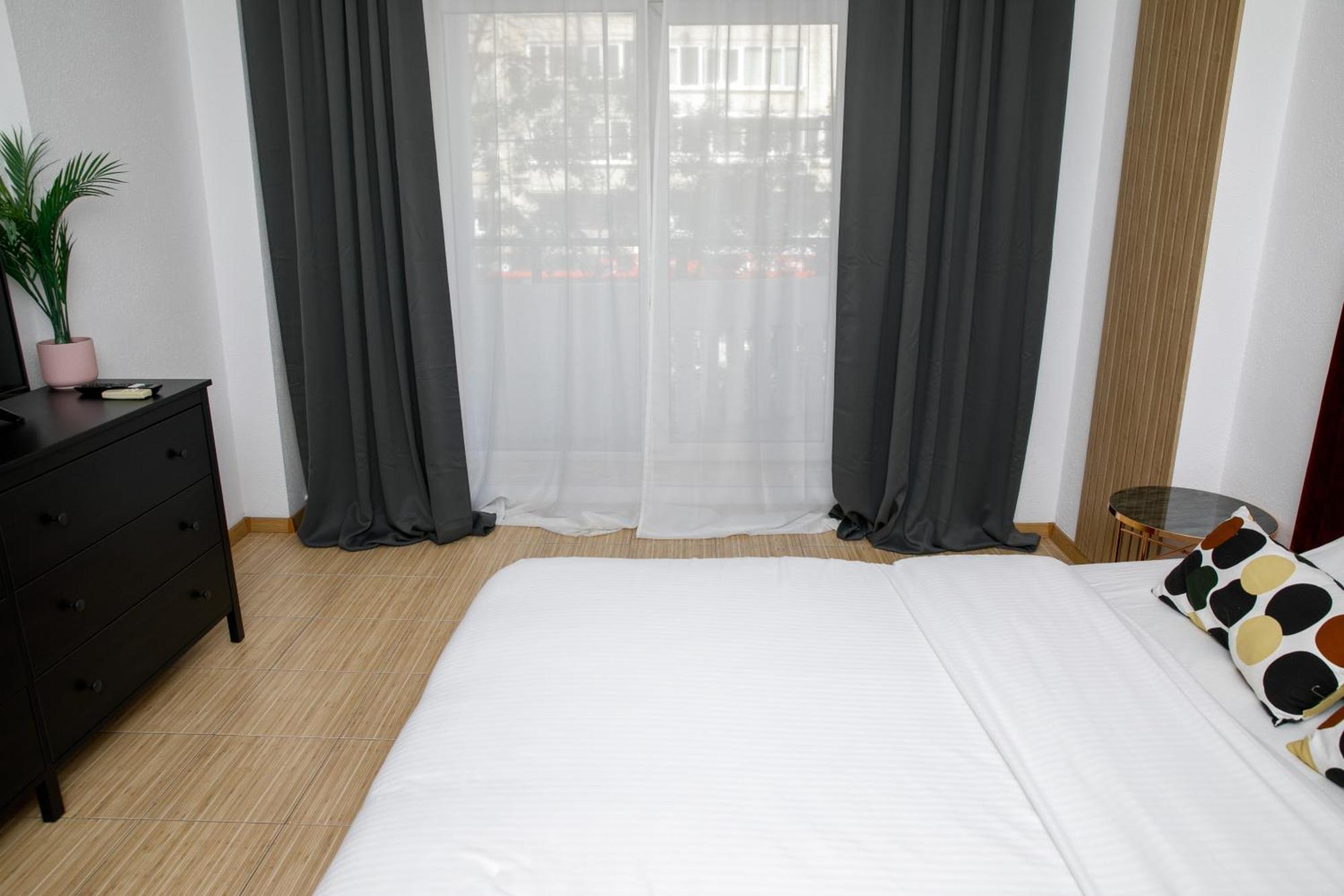 Color Apartments Corneliu Coposu No3 Bukarest Kültér fotó