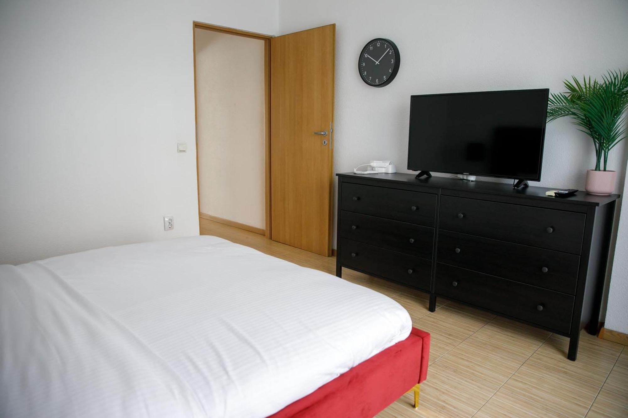 Color Apartments Corneliu Coposu No3 Bukarest Kültér fotó